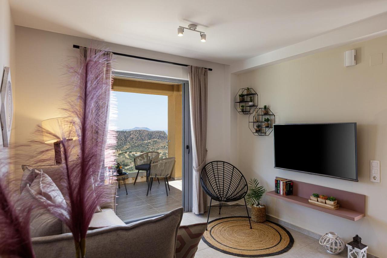 Villa Zoe , South Crete , 트리오페트라 외부 사진